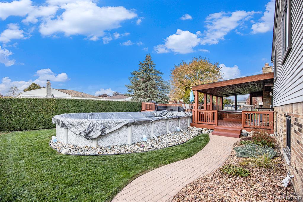 47751 Chrys Road, Macomb, MI 48044 — Photo 27