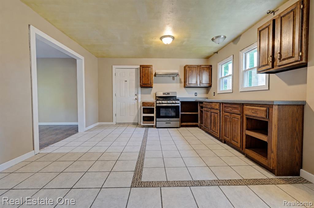4161 Seymour Lake Road, Oxford, MI 48371 — Photo 21