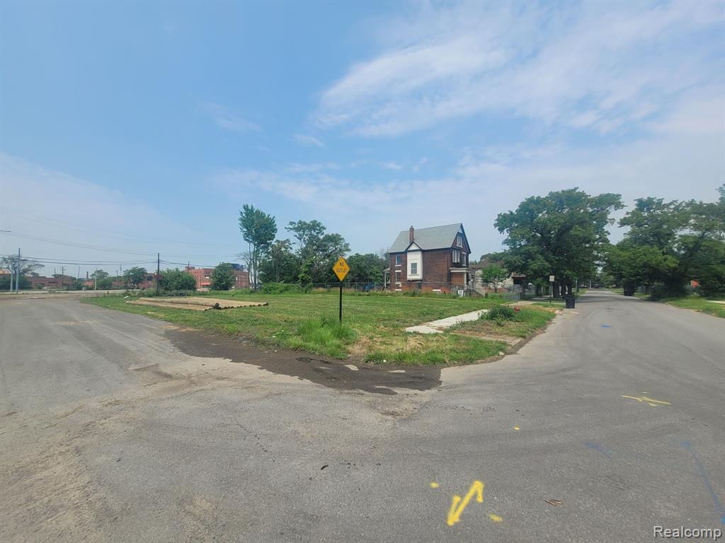5201 STANTON Street, Detroit, MI 48208 — Photo 2