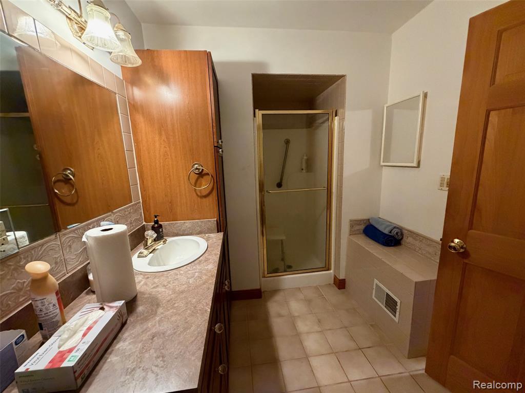 4366 Cordova Drive, Milan, MI 48160 — Photo 24