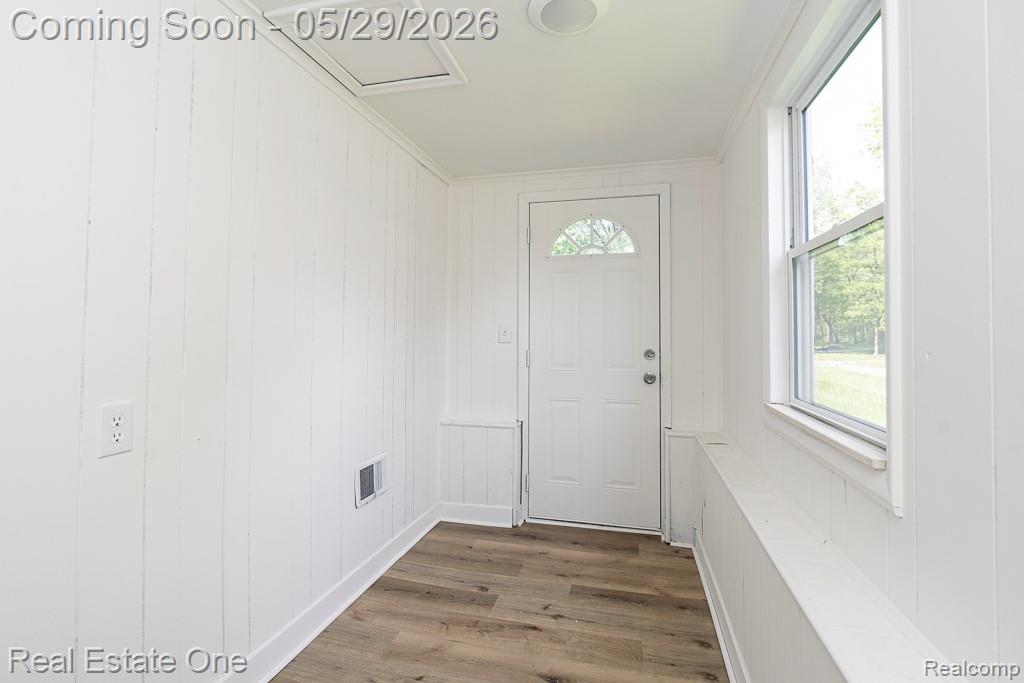 1056 Adams Road, Burton, MI 48509 — Photo 20