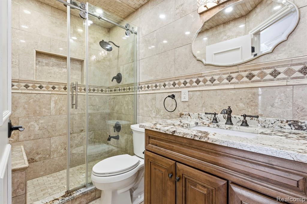 49750 Golden Lake Drive, Shelby Twp, MI 48315 — Photo 20