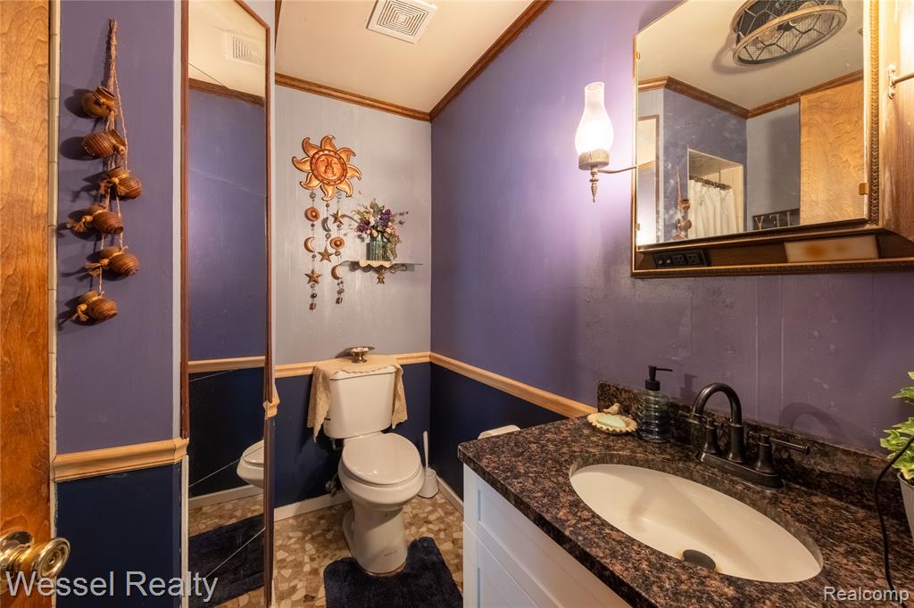57121 OMO Road, Ray, MI — Photo 20
