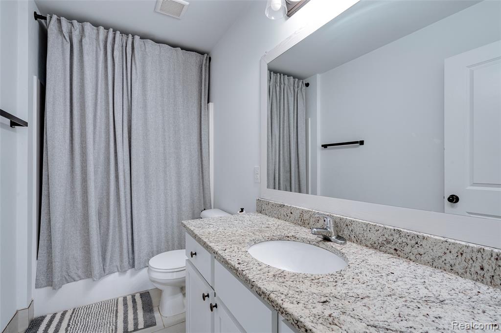 569 Pattan Drive, Wixom, MI 48393 — Photo 30