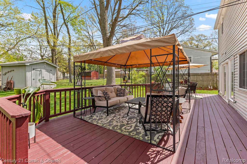 4400 HIGHFIELD Road, Waterford, MI 48329 — Photo 35