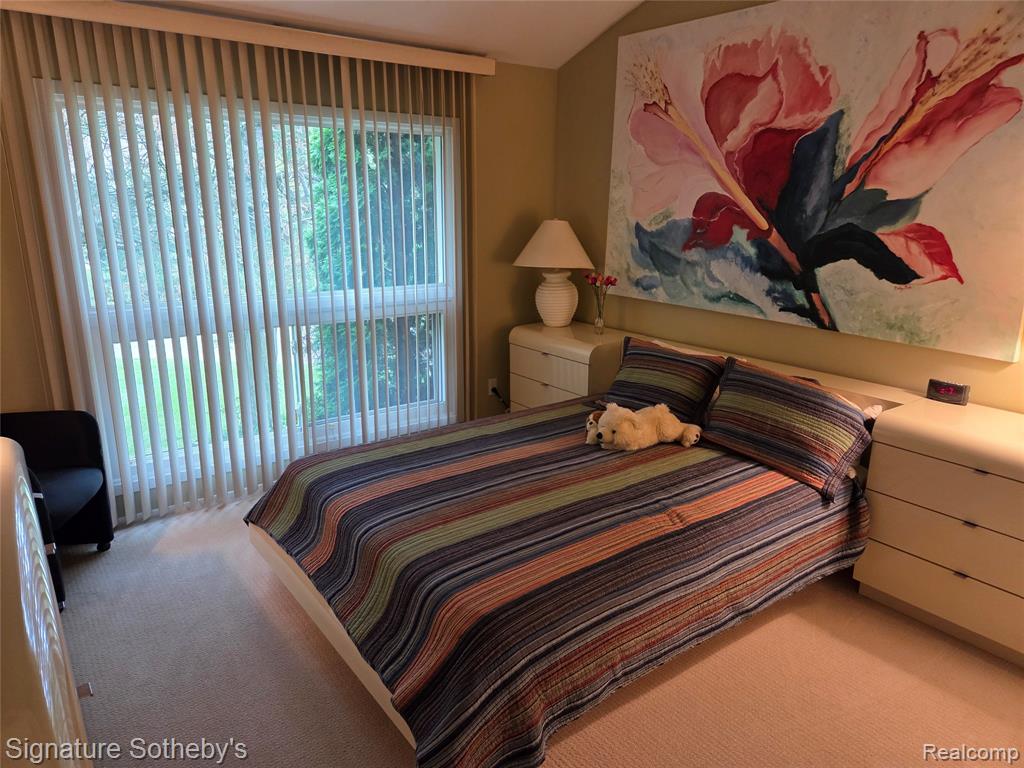 5274 Simpson Lake Road, West Bloomfield, MI 48323 — Photo 22