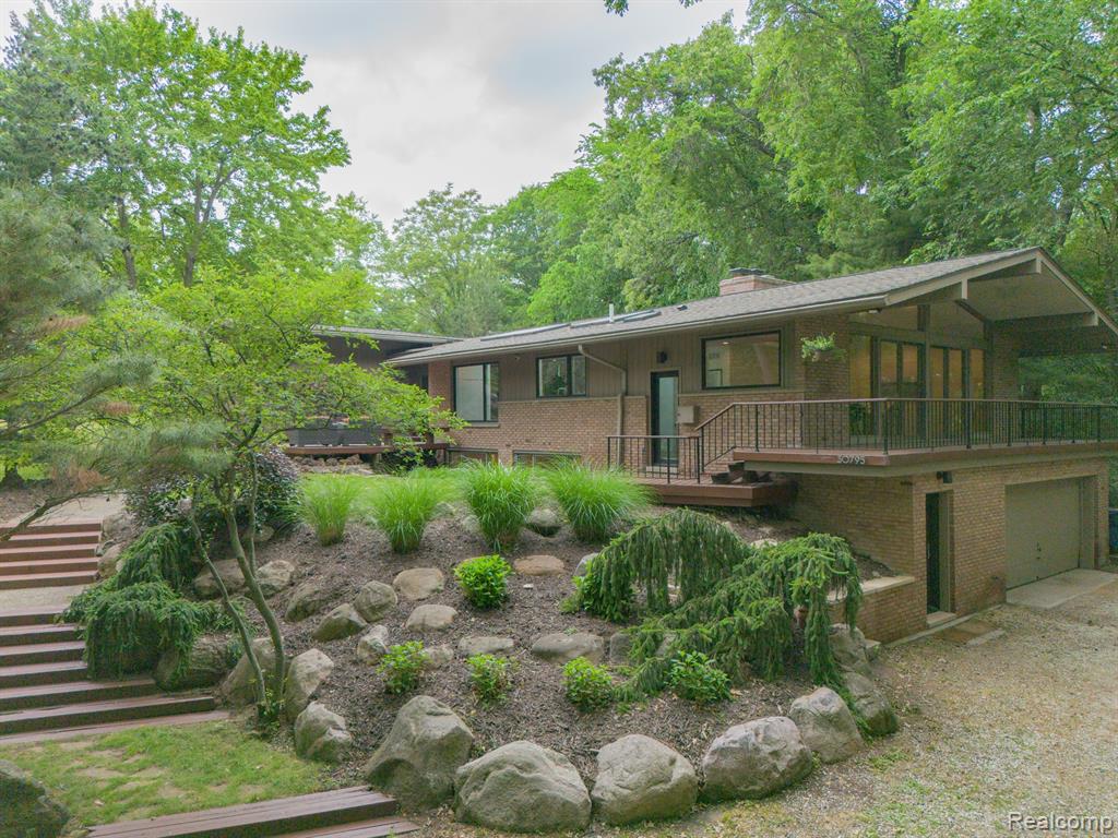 30795 Adair Court, Franklin, MI 48025 — Photo 48