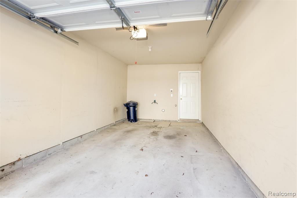 1111 BEAVER Run, Troy, MI 48083 — Photo 19