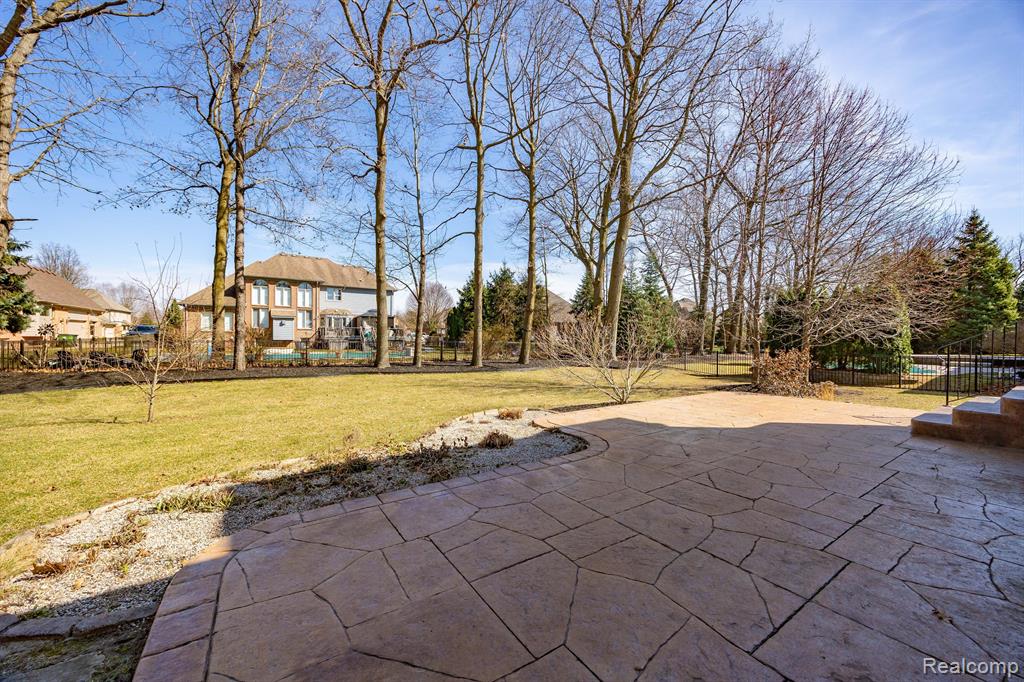 54652 White Spruce Lane, Shelby Twp, MI 48315 — Photo 68