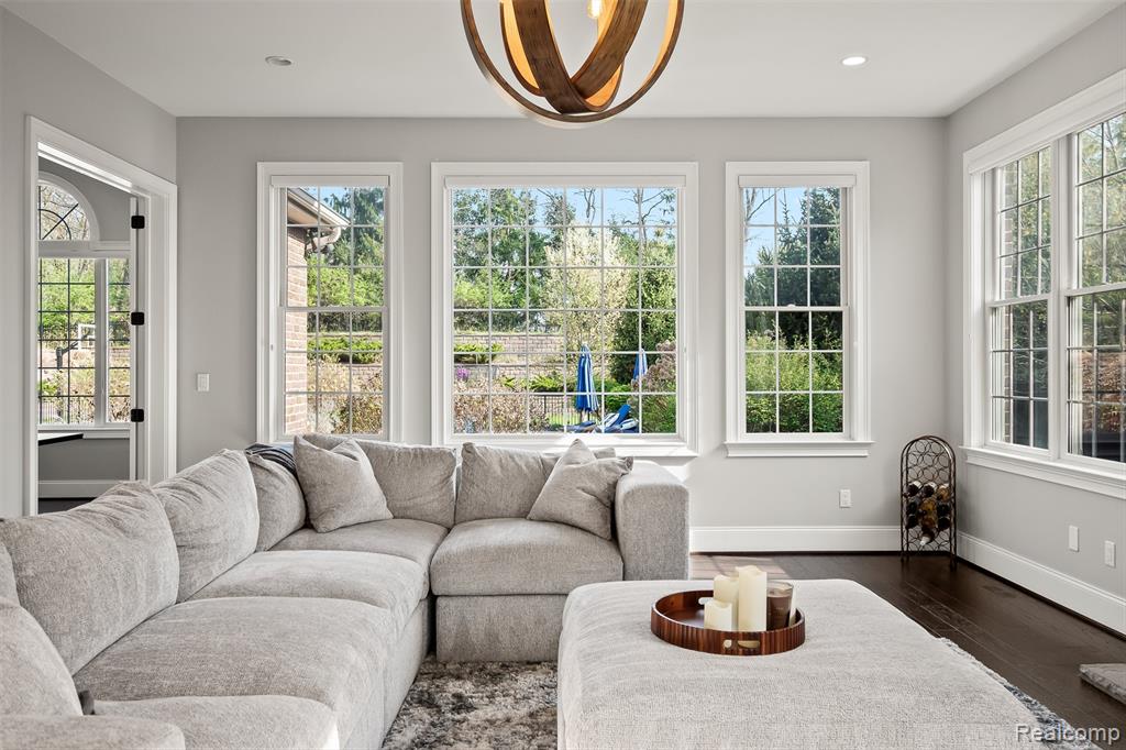 2482 Highland Drive, Ann Arbor, MI 48105 — Photo 16