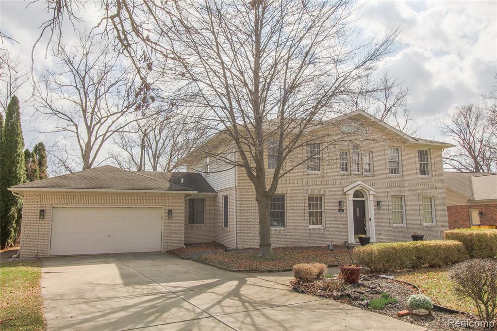 8121 Saint James Drive, Grosse Ile, MI 48138 — Photo 3