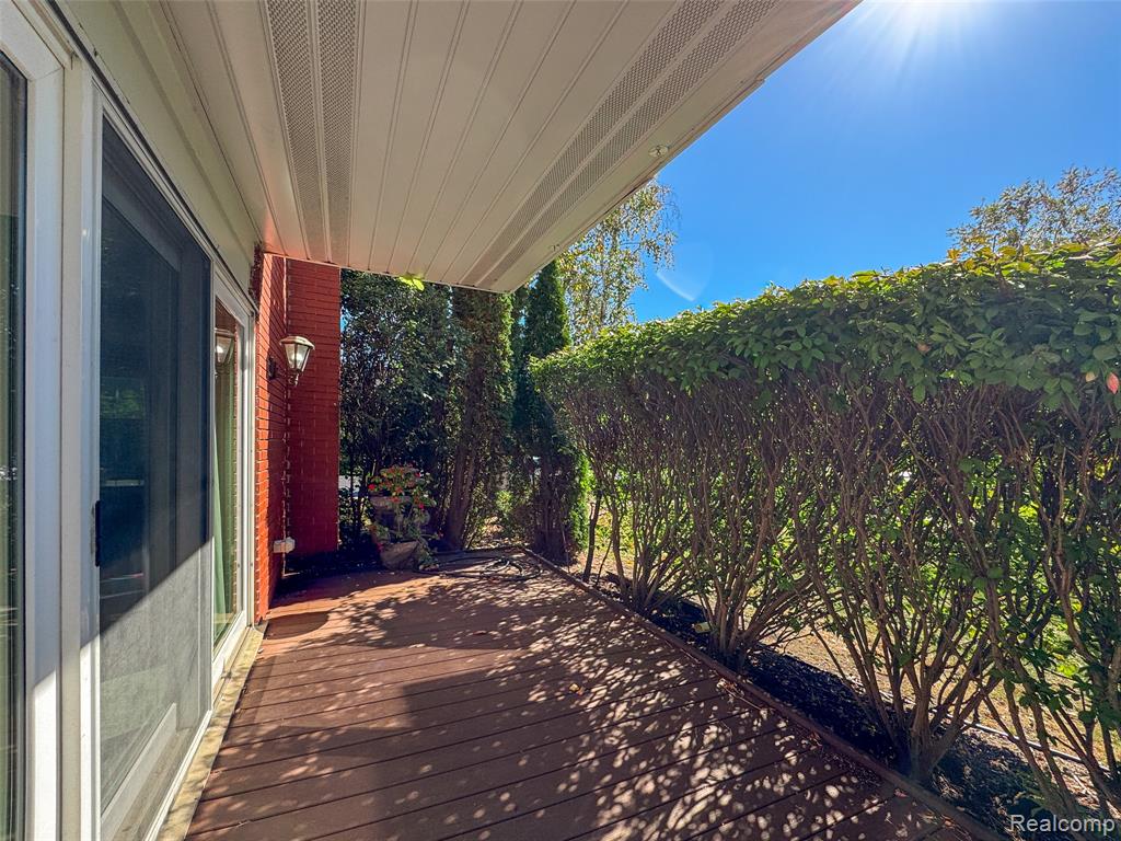19710 W 13 Mile Road, 108, Beverly Hills, MI 48025 — Photo 44