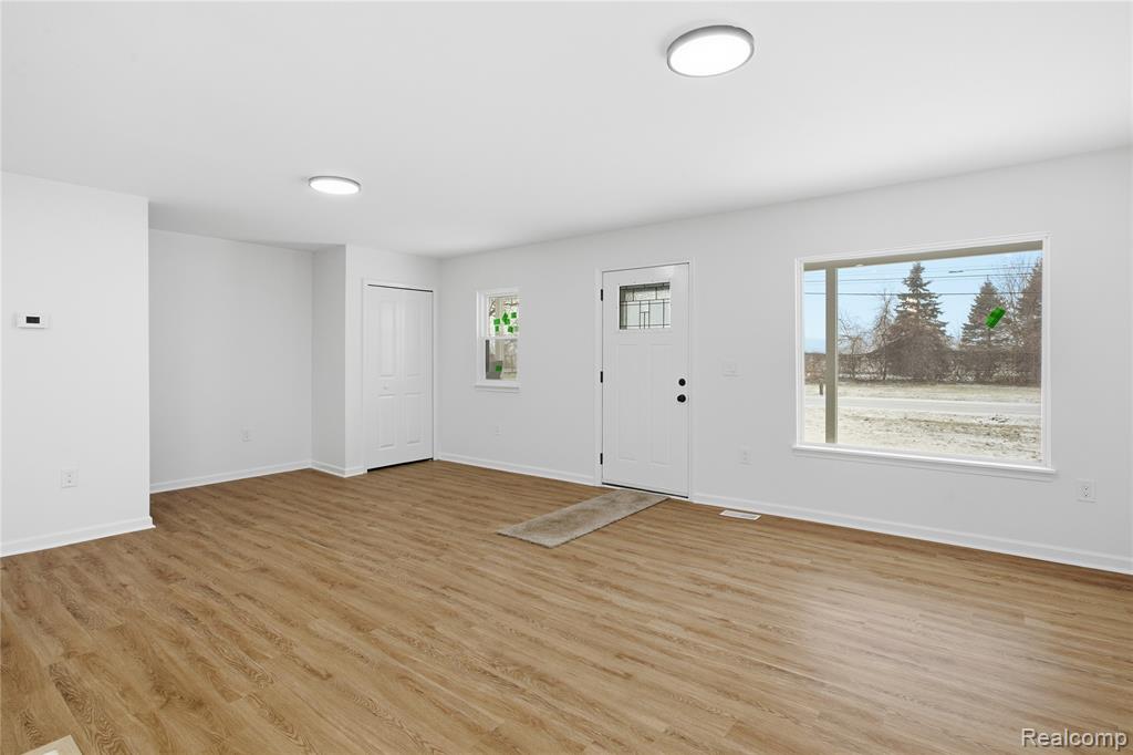 38047 Wabash Street, Romulus, MI 48174 — Photo 10