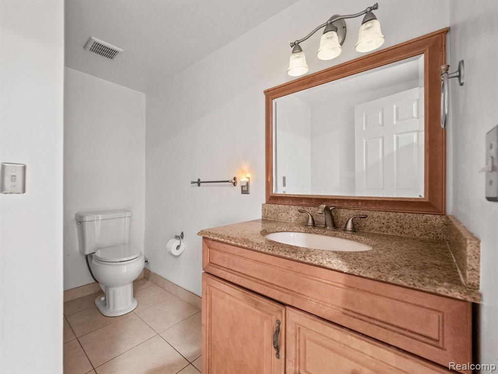 5270 Paula Crest, Commerce Twp, MI 48382 — Photo 17