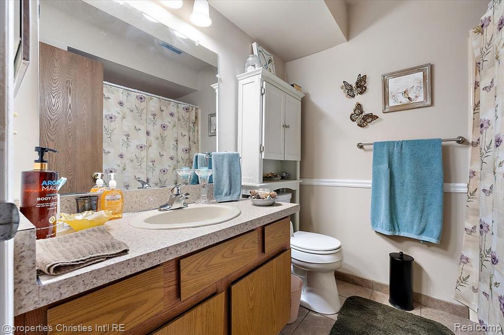 23416 Middlebelt Road, Farmington Hills, MI 48336 — Photo 12