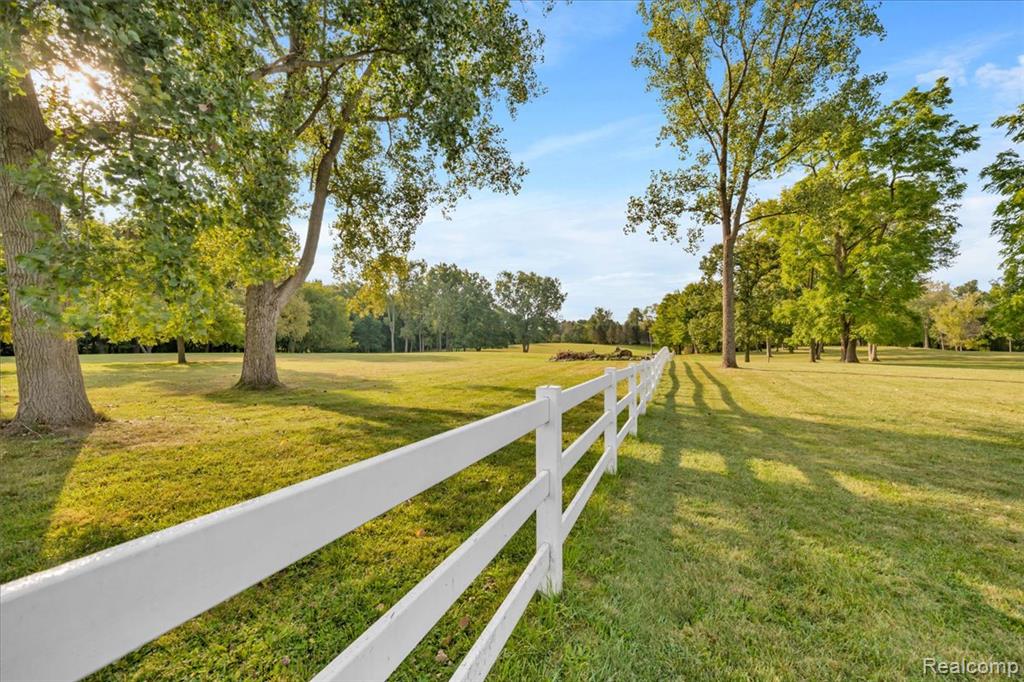 3305 Lakeville Road, Oxford, MI 48370 — Photo 36