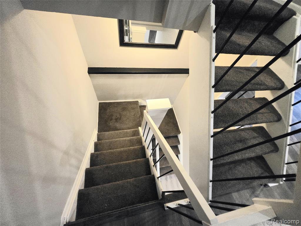 5156 Rock Run, West Bloomfield, MI — Photo 26