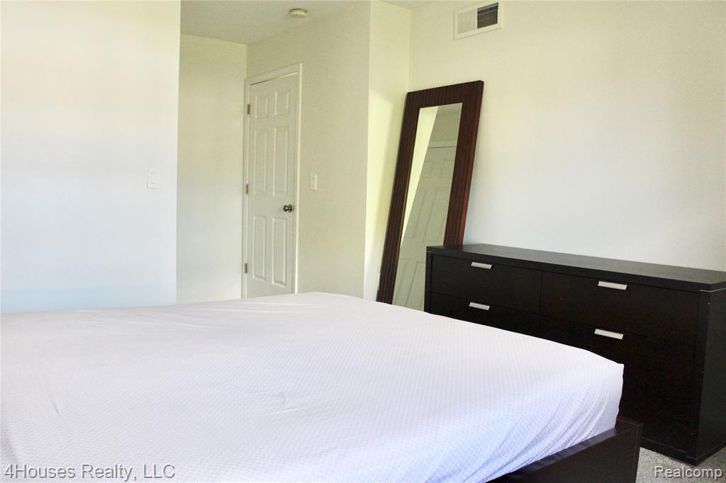 3079 Ailsa Craig Drive, Ann Arbor, MI 48108 — Photo 14