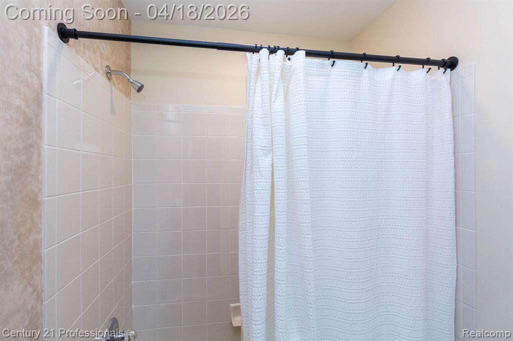 57160 Megan Drive, Washington, MI — Photo 28