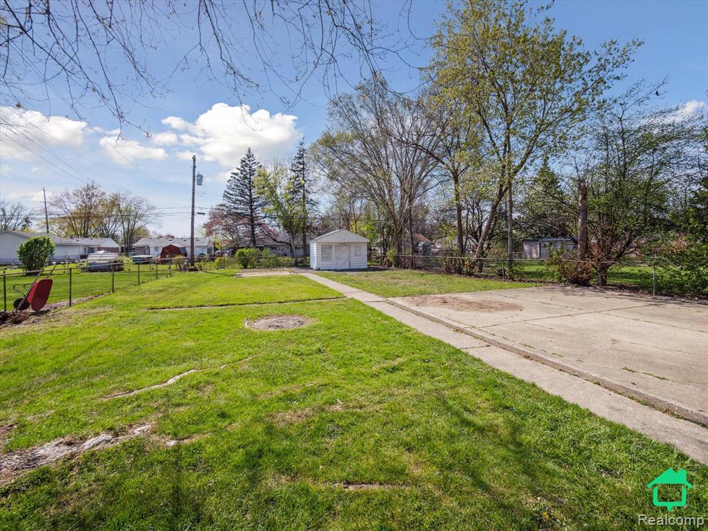 9428 Lincoln Street, Taylor, MI 48180 — Photo 38