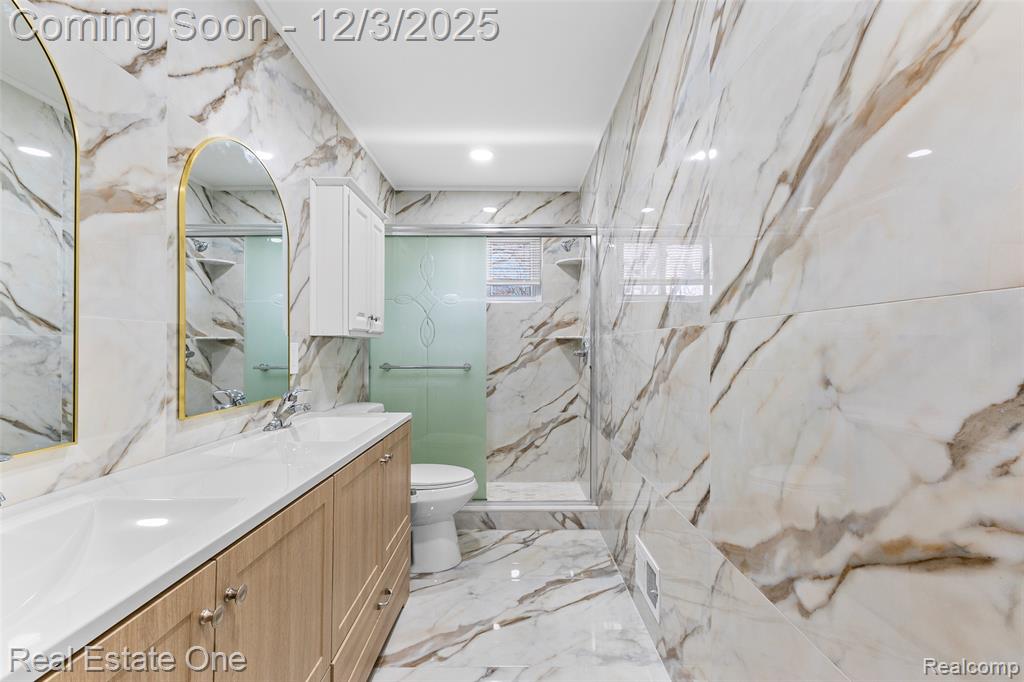 8456 Robindale Avenue, Dearborn Heights, MI 48127 — Photo 19