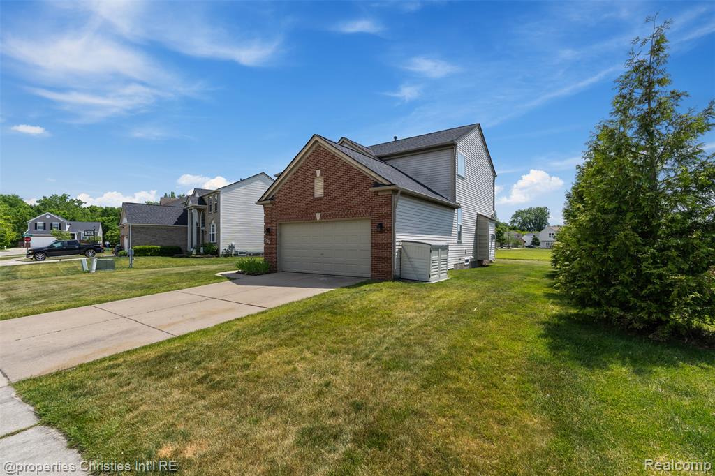 9670 Wexford Drive, Ypsilanti, MI 48198 — Photo 3