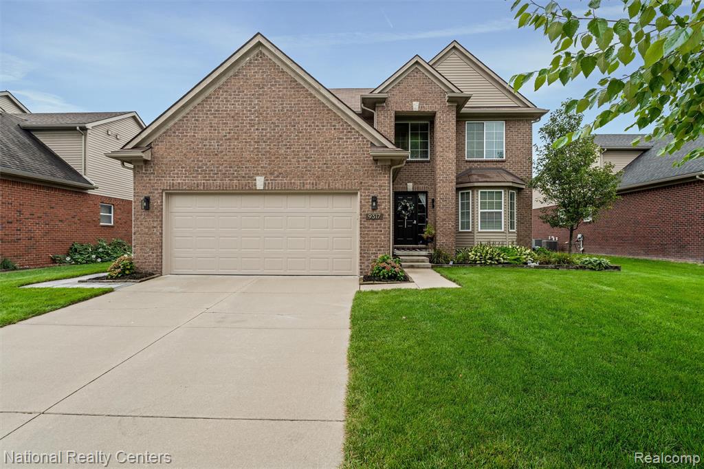 9317 Richfield, Livonia, MI 48150