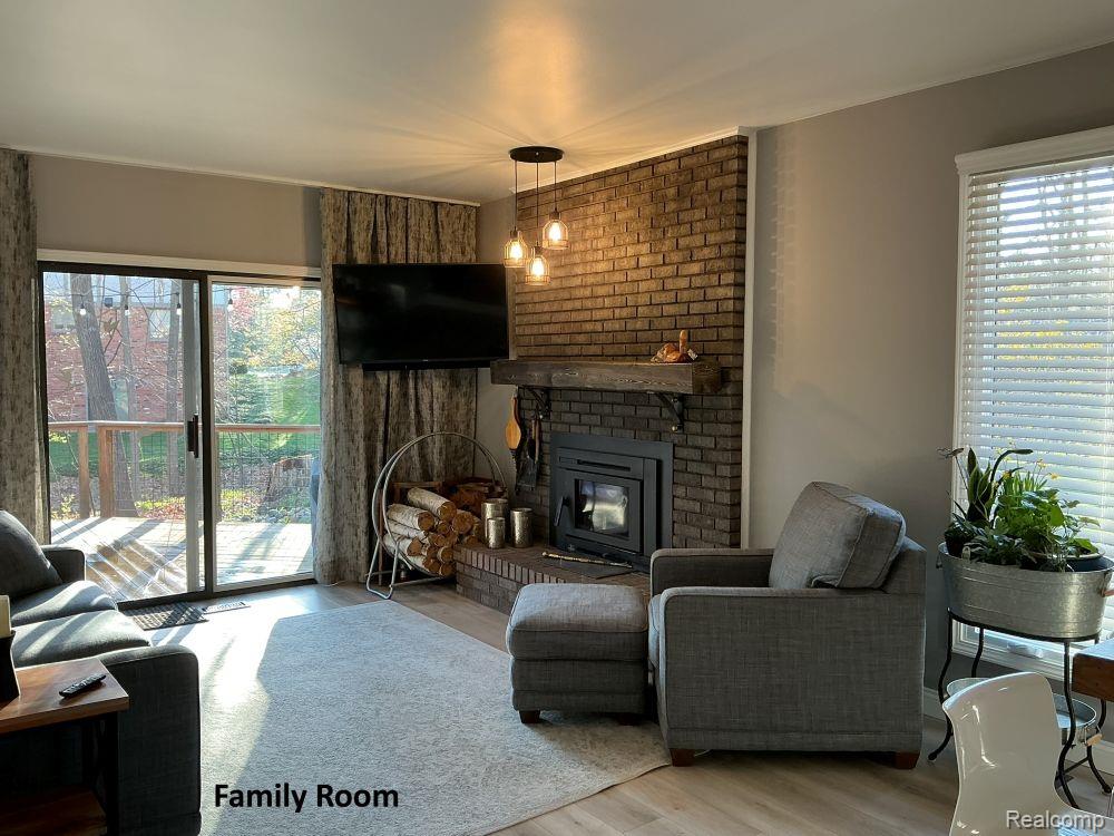460 Streamview Court, Rochester Hills, MI 48309 — Photo 8