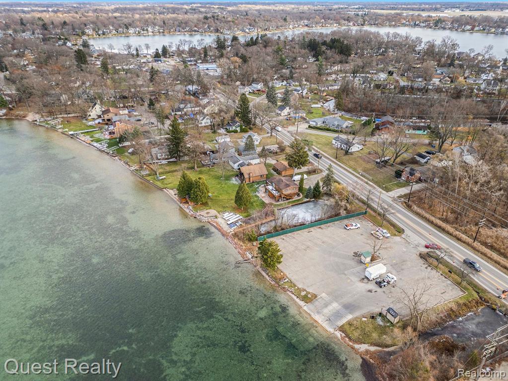 7000 WILLIAMS LAKE Road, Waterford, MI 48329 — Photo 27