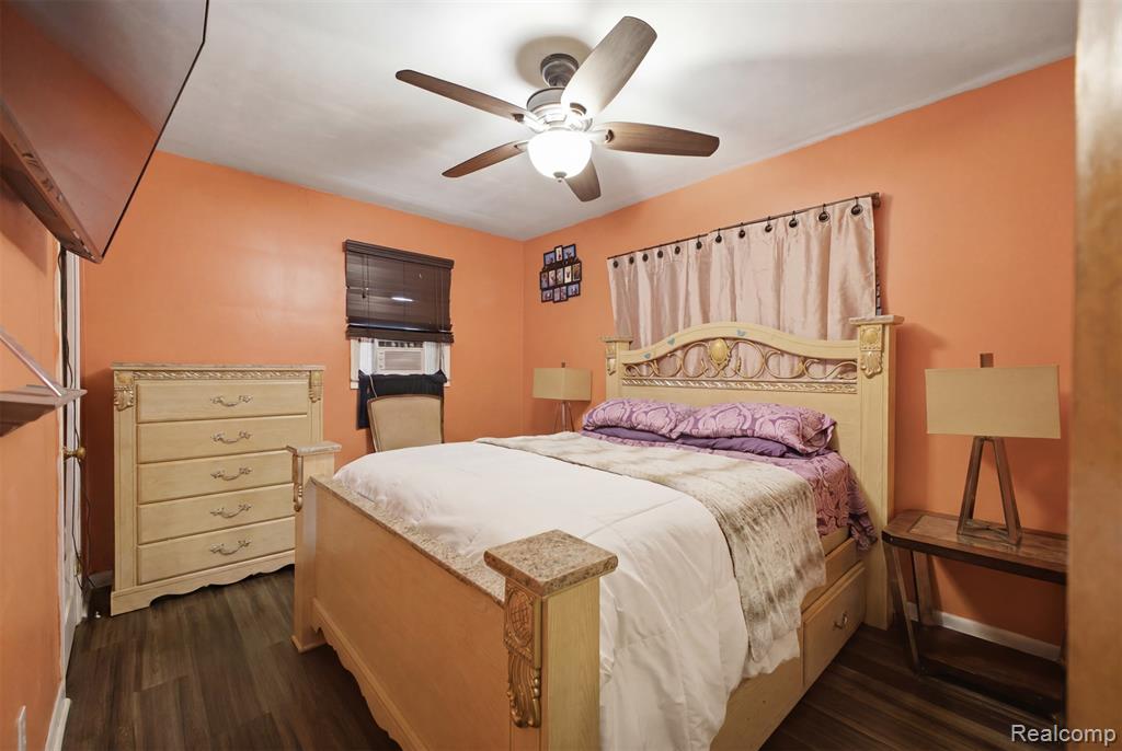 439 Cleveland Avenue, Lincoln Park, MI 48146 — Photo 9