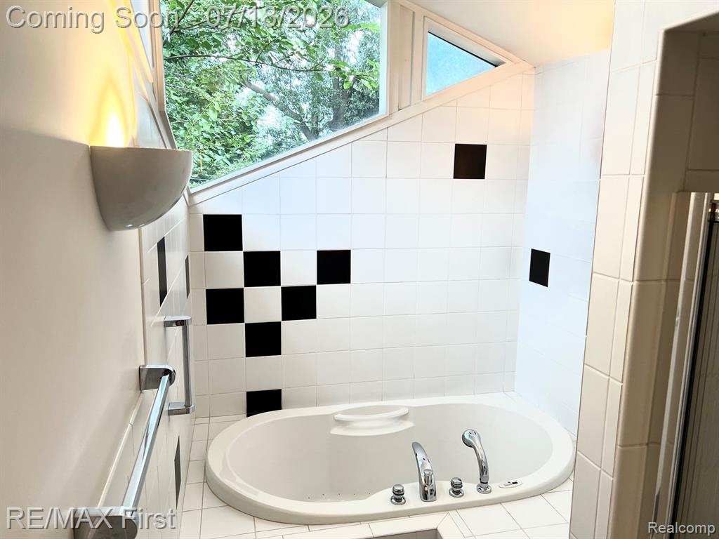 774 W Oakridge Street, Ferndale, MI 48220 — Photo 33