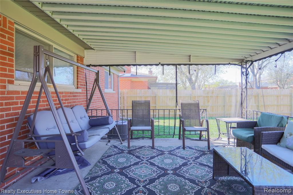 29847 Palomino Drive, Warren, MI 48093 — Photo 10