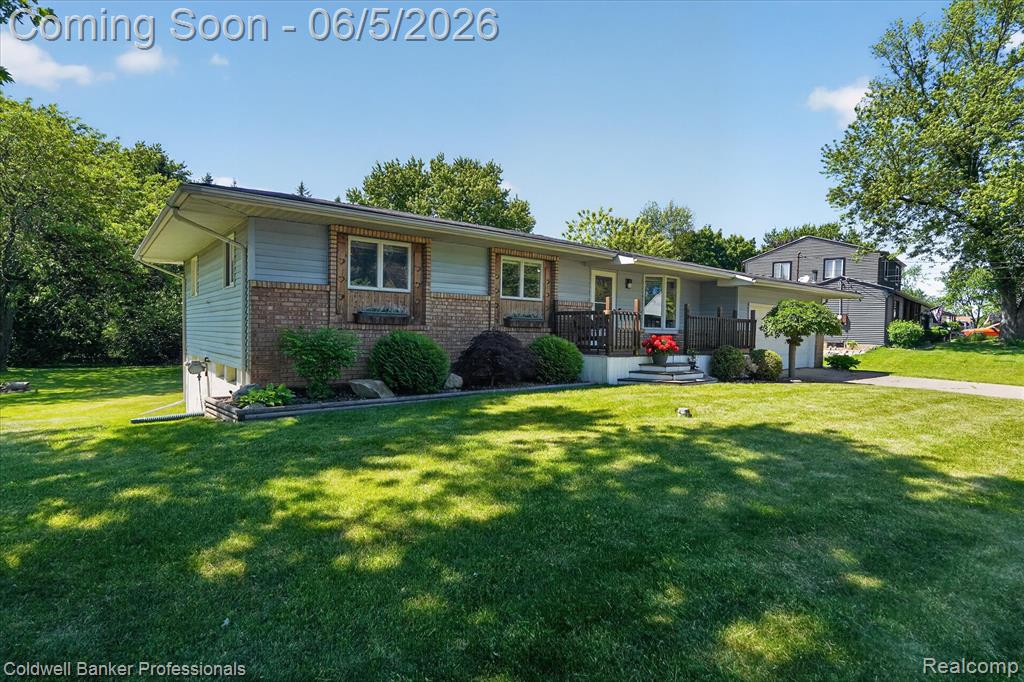 6076 Wild Turkey Road, Grand Blanc, MI 48439 — Photo 2