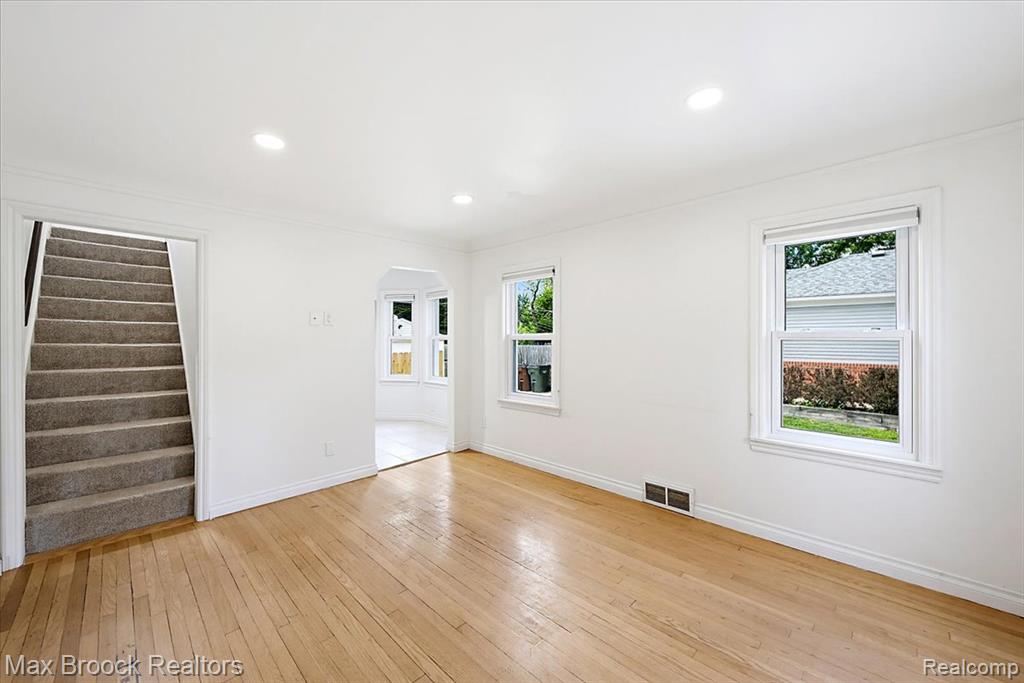 48023 Rex Street, Utica, MI 48317 — Photo 3