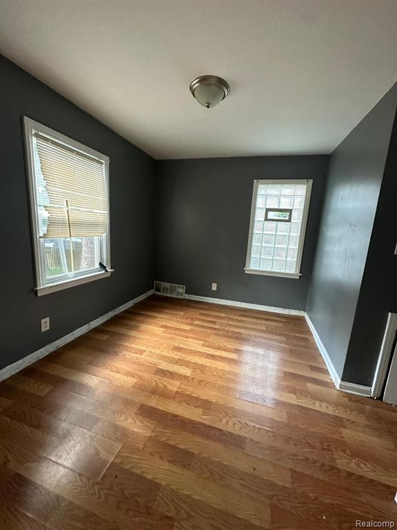 4598 LODEWYCK Street, Detroit, MI 48224 — Photo 5