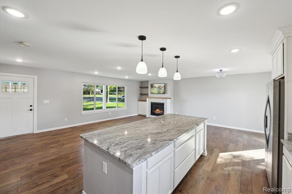 5100 Surfwood Drive, Commerce Twp, MI 48382 — Photo 16