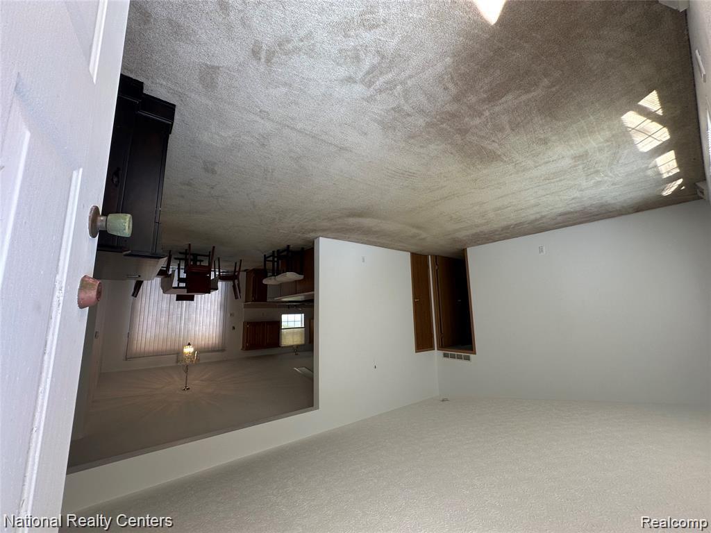 8049 Mckinley Road, Clay, MI 48001 — Photo 5