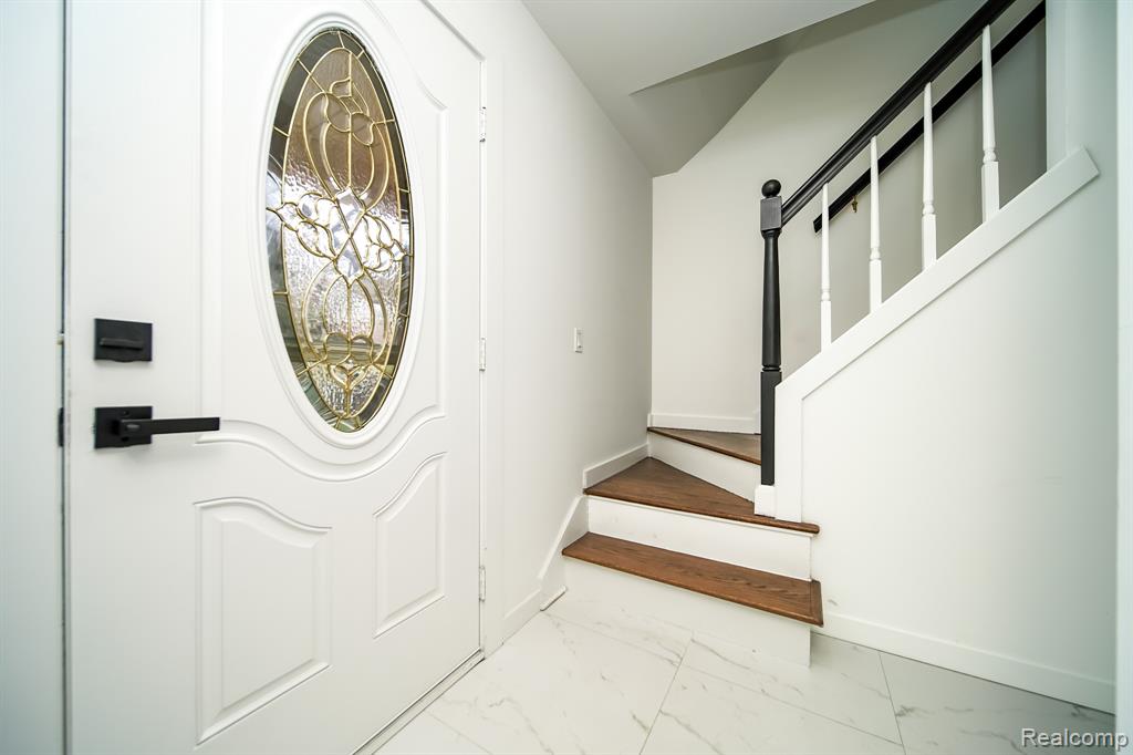 4156 McCandlish Road, Grand Blanc, MI 48439 — Photo 8