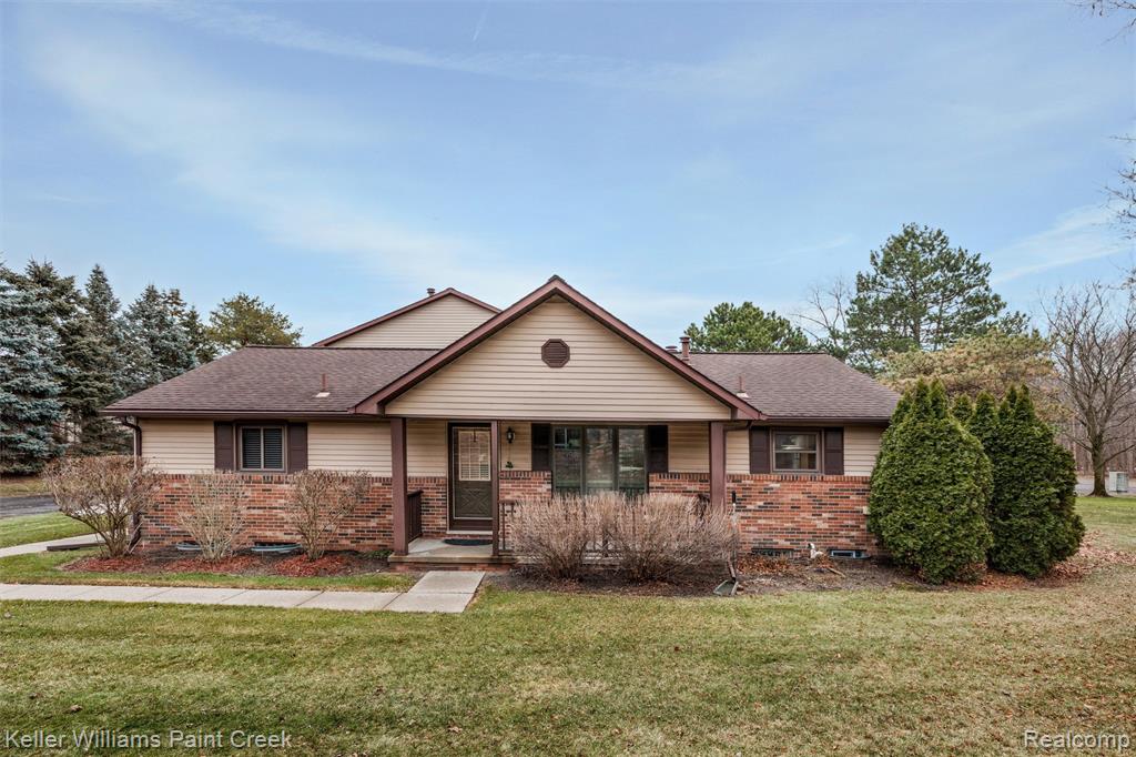 975 Woodlane Drive, Rochester Hills, MI 48307 — Photo 3