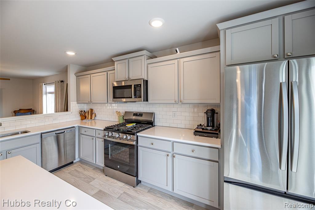 7340 Westminster Circle, Grand Blanc, MI 48439 — Photo 15
