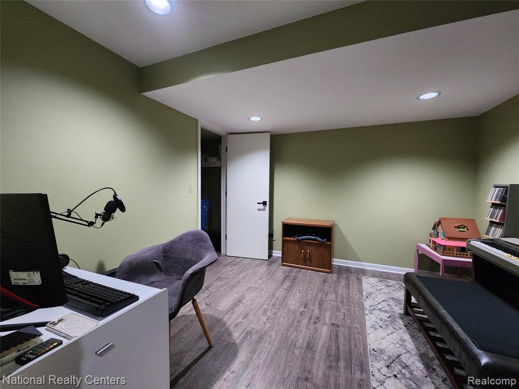 47348 CIDER MILL Drive, Novi, MI — Photo 15
