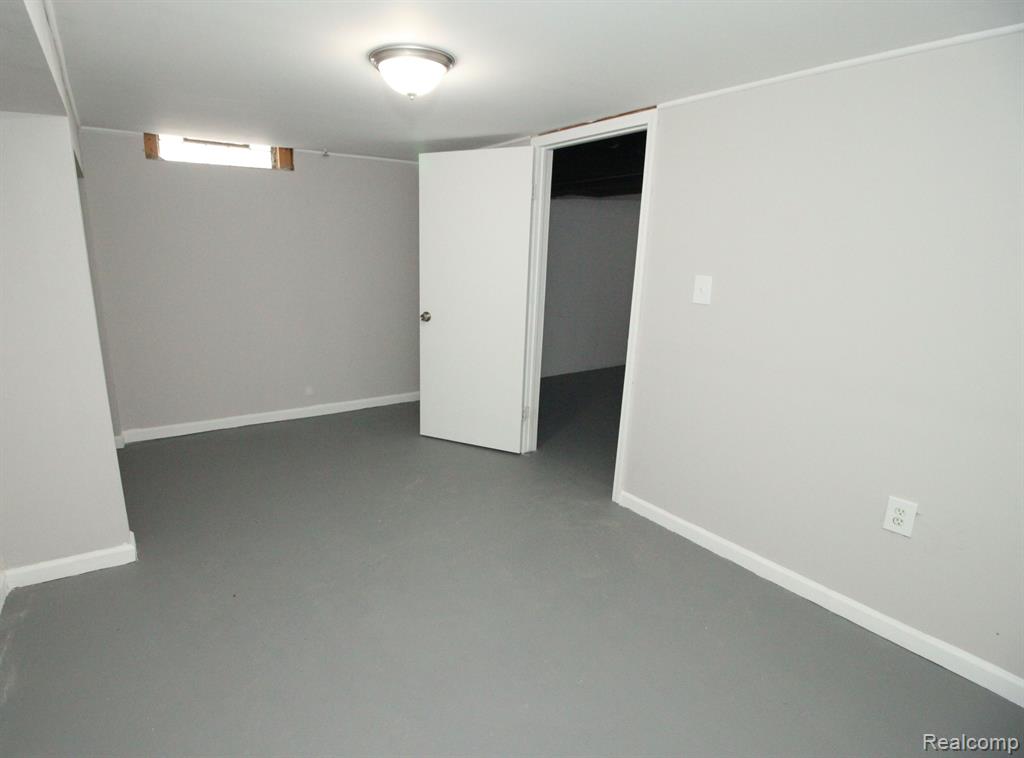4833 OCEAN Court, Sterling Heights, MI 48310 — Photo 51
