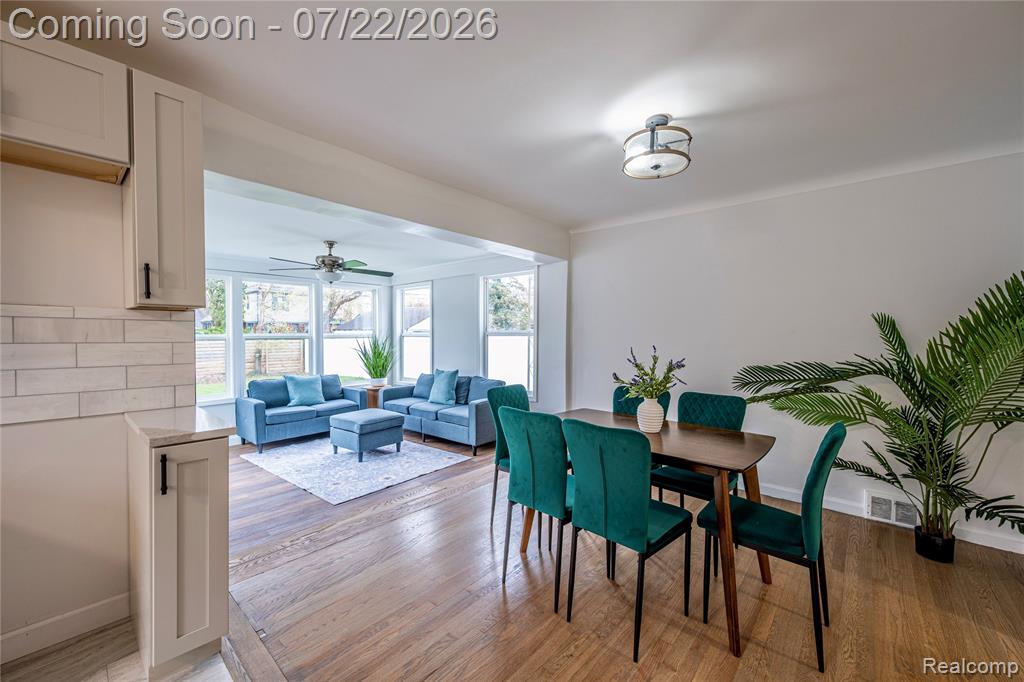 10425 Elgin Avenue, Huntington Woods, MI — Photo 12
