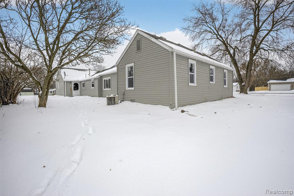 7148 McCliggott Road, Saginaw, MI 48609 — Photo 37