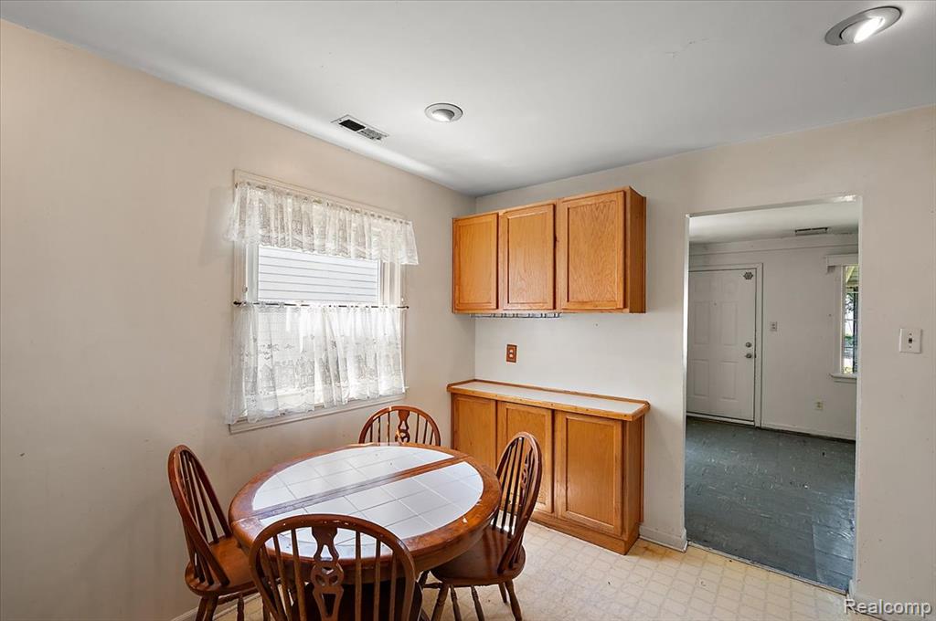 5942 Harrison Street, Garden City, MI — Photo 10