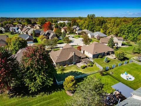54774 Ashley Lauren Drive, Macomb, MI 48042 — Photo 30