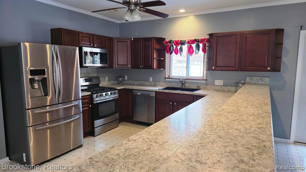 7090 LINDEN Road, Fenton, MI 48430 — Photo 4
