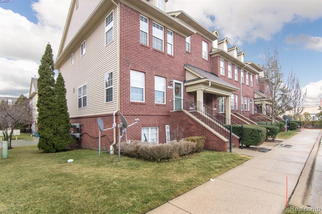 23250 POPLAR Drive, Southfield, MI 48075 — Photo 6