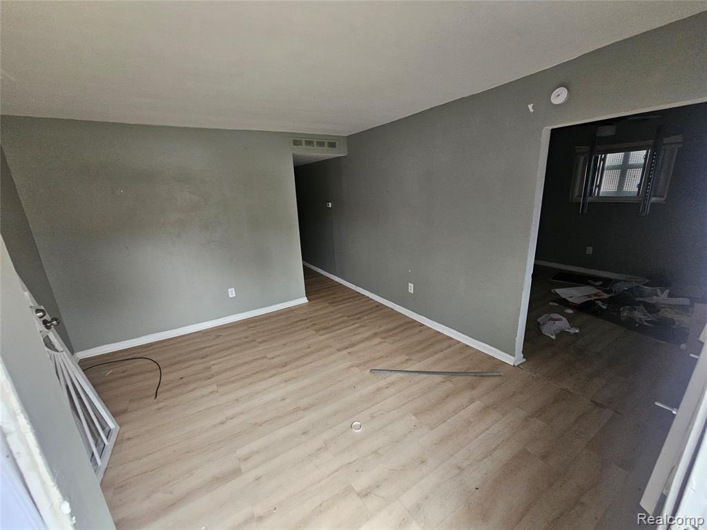 7425 Stahelin Avenue, Detroit, MI 48228 — Photo 13