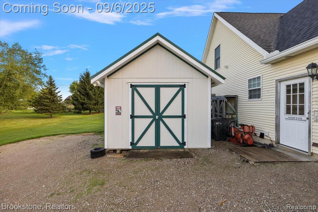 7696 Shawn Drive, Imlay City, MI 48444 — Photo 14